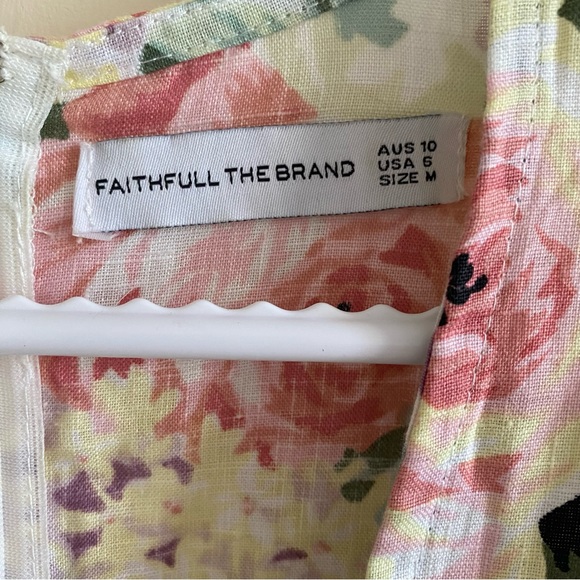 Faithfull Playsuit/Romper Linen Floral - Medium - Picture 4 of 6